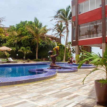 Iris Hotel Toubab Dialaw Ngoại thất bức ảnh