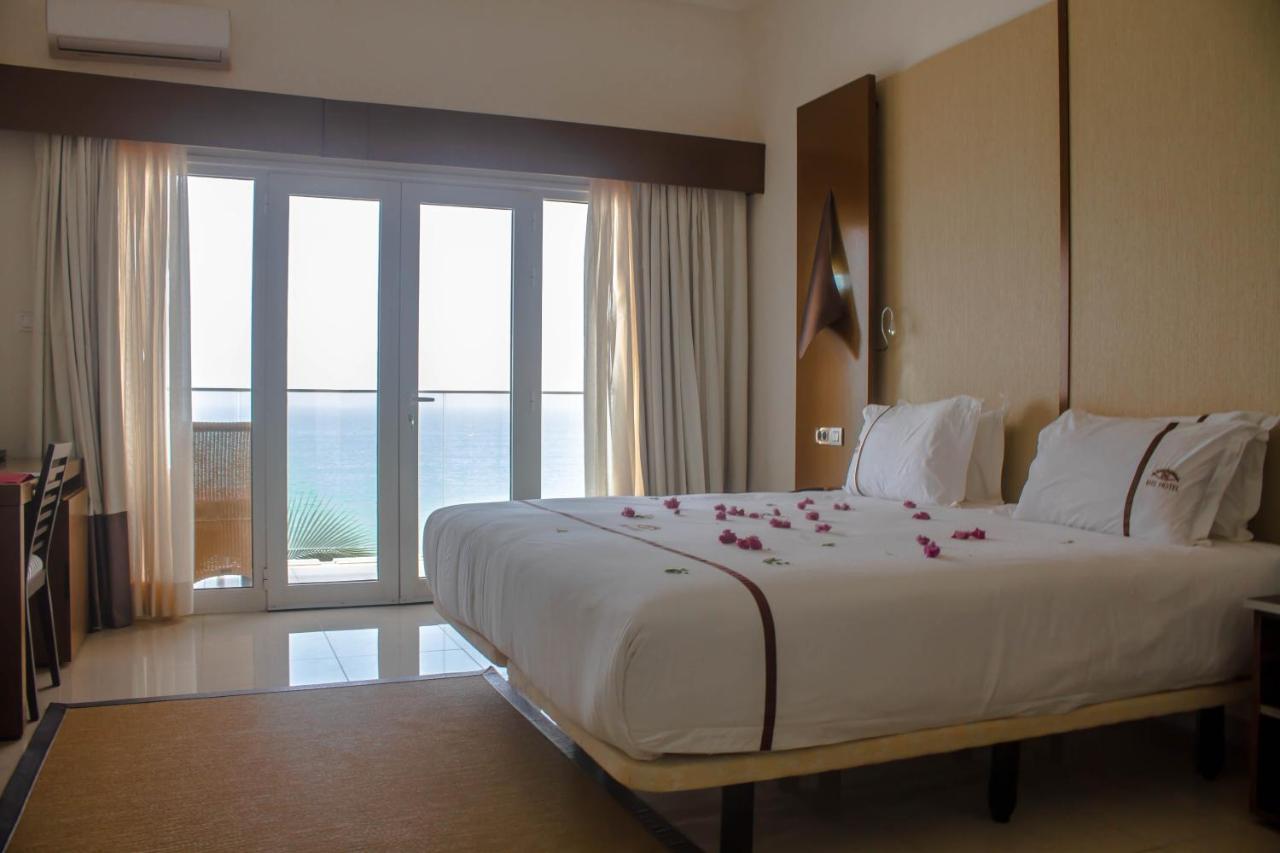 Iris Hotel Toubab Dialaw Ngoại thất bức ảnh