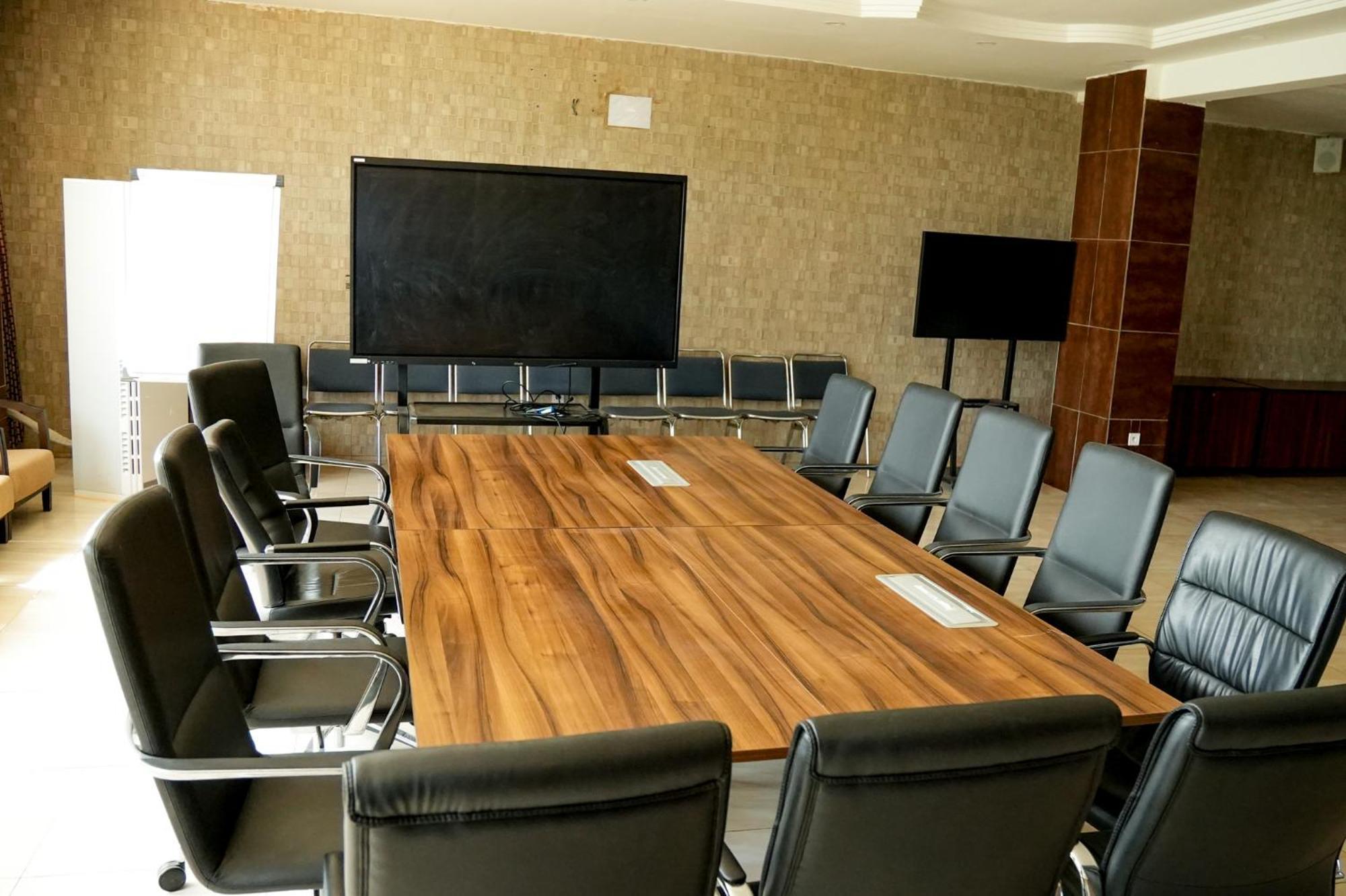 Iris Hotel Toubab Dialaw Ngoại thất bức ảnh